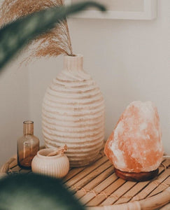Natural Himalayan Pink Salt Lamp ( In-store Pick Up Only)天然粉紅鹽燈 ( 只限店取 )